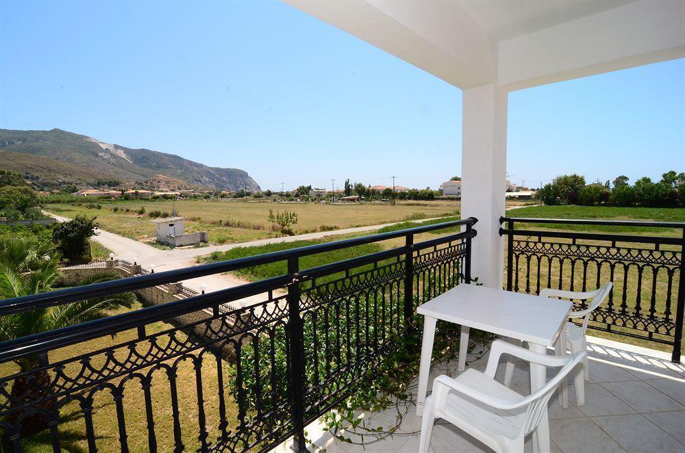 Athina Apartments Закінф Екстер'єр фото