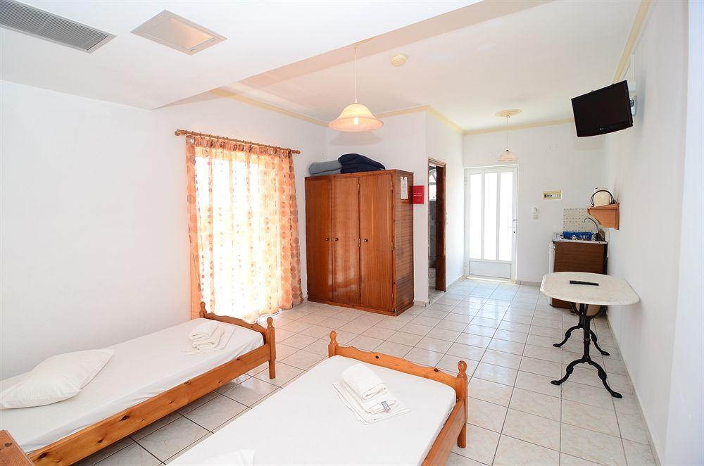 Athina Apartments Закінф Екстер'єр фото