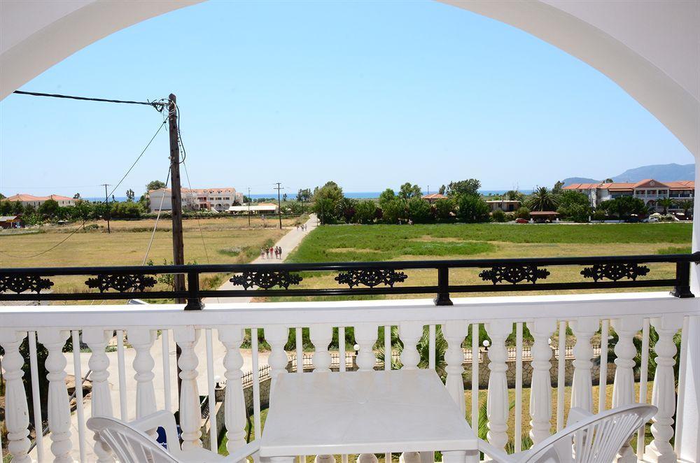 Athina Apartments Закінф Екстер'єр фото