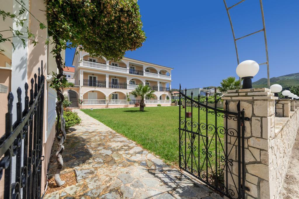 Athina Apartments Закінф Екстер'єр фото